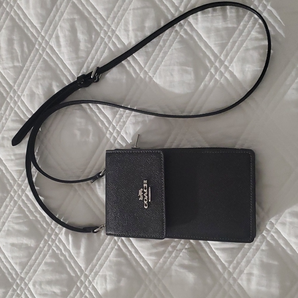 EUC COACH NORTH SOUTH PHONE CROSSBODY